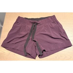 NWOT lululemon Spring Break Away Short - 8
